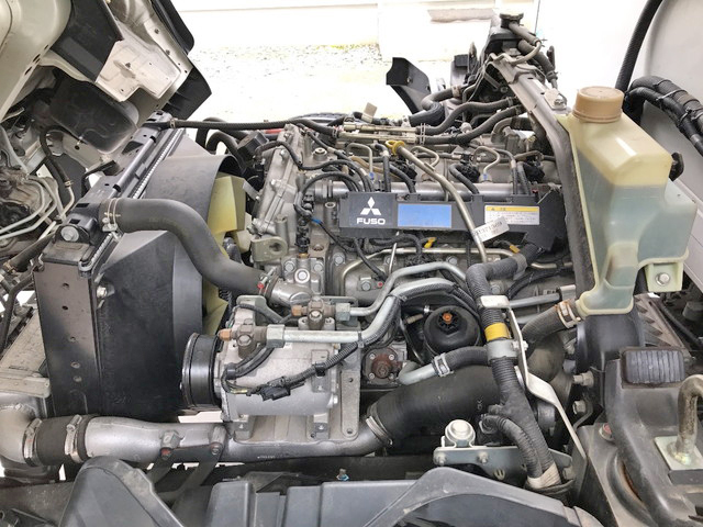 三菱ふそうキャンター冷凍車（冷蔵車）小型（2t・3t）[写真24]