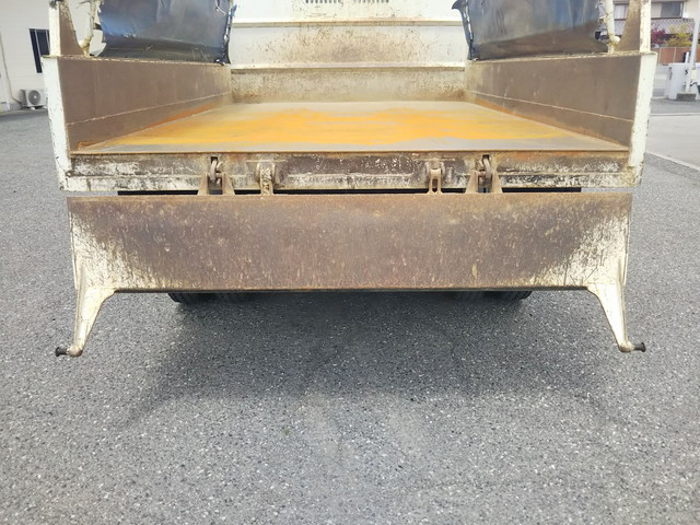 いすゞフォワードダンプ中型（4t）[写真13]