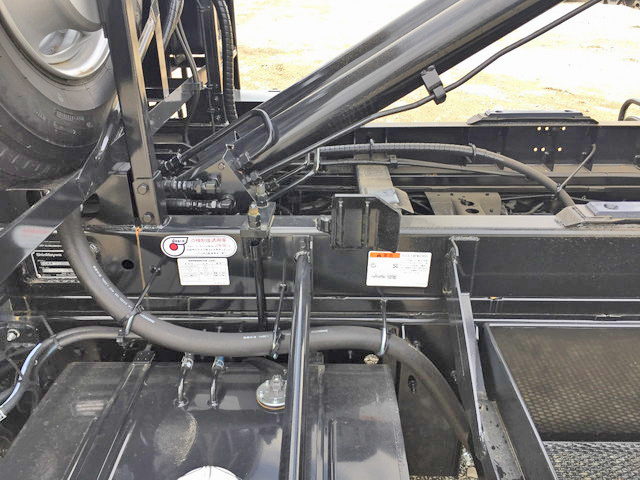 日野レンジャーアームロール中型（4t）[写真22]