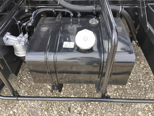 日野レンジャーアームロール中型（4t）[写真26]