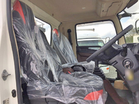 日野レンジャーアームロール中型（4t）[写真32]