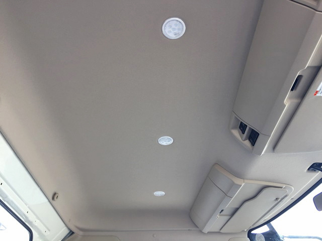 日野レンジャーアームロール中型（4t）[写真34]