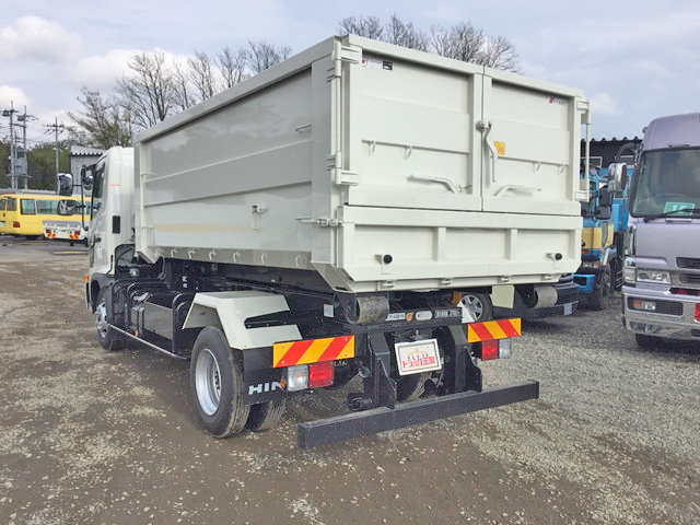 日野レンジャーアームロール中型（4t）[写真04]