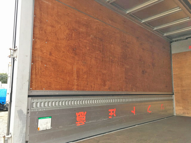 いすゞエルフアルミウイング小型（2t・3t）[写真14]