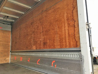 いすゞエルフアルミウイング小型（2t・3t）[写真16]