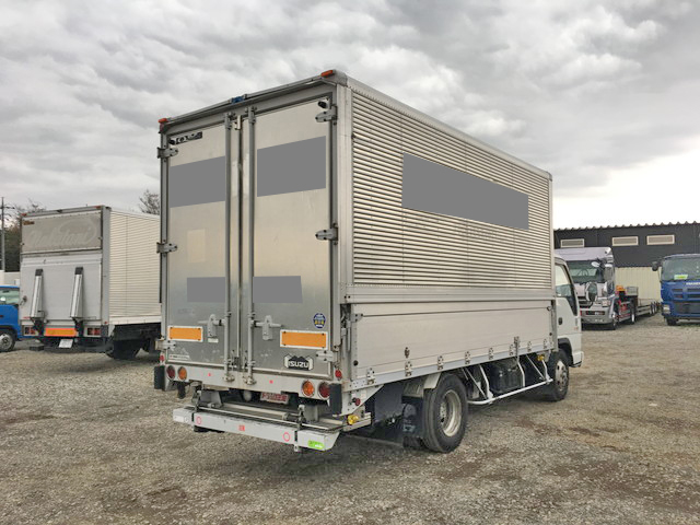 いすゞエルフアルミウイング小型（2t・3t）[写真02]