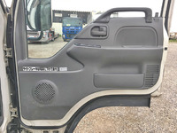 いすゞエルフアルミウイング小型（2t・3t）[写真29]