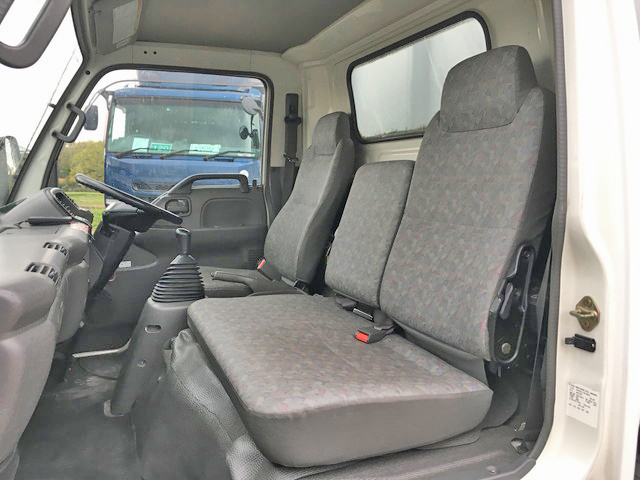 いすゞエルフアルミウイング小型（2t・3t）[写真32]