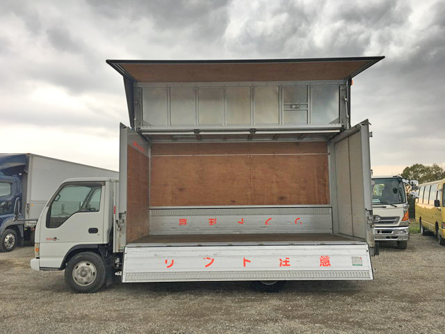 いすゞエルフアルミウイング小型（2t・3t）[写真06]