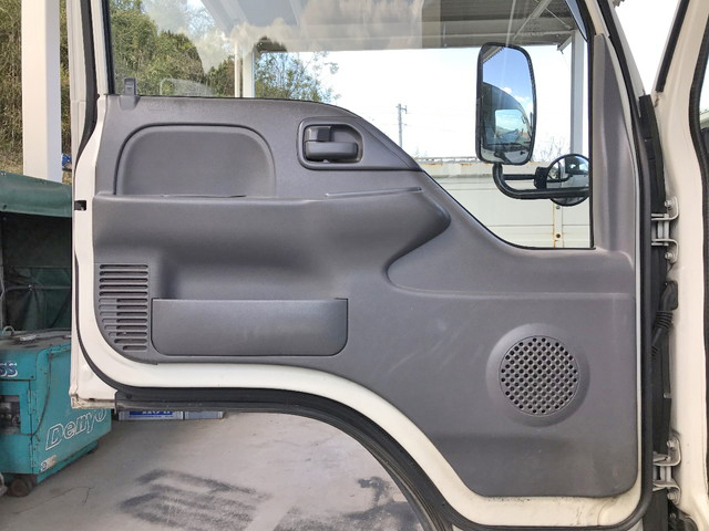 いすゞエルフ高所作業車小型（2t・3t）[写真27]