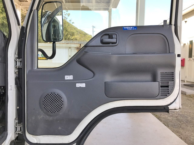 いすゞエルフ高所作業車小型（2t・3t）[写真28]