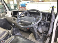 いすゞエルフ高所作業車小型（2t・3t）[写真30]