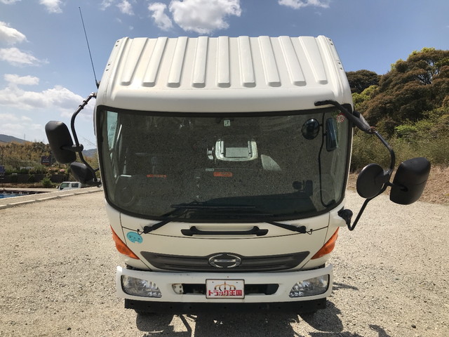 日野レンジャーユニック4段中型（4t）[写真10]