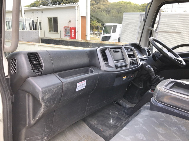 日野レンジャーユニック4段中型（4t）[写真34]