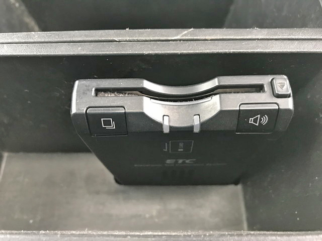 いすゞエルフ平ボディ小型（2t・3t）[写真38]