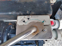 いすゞエルフ散水車小型（2t・3t）[写真22]