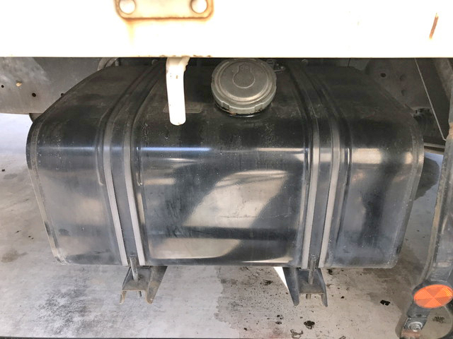 日野レンジャー平ボディ中型（4t）[写真18]