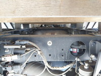 三菱ふそうキャンター平ボディ小型（2t・3t）[写真18]