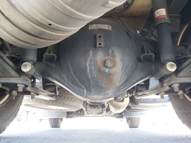 三菱ふそうキャンター平ボディ小型（2t・3t）[写真19]