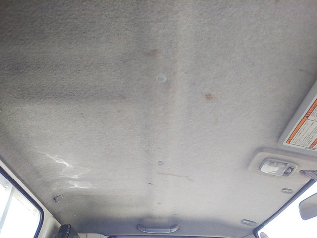 三菱ふそうキャンター平ボディ小型（2t・3t）[写真30]