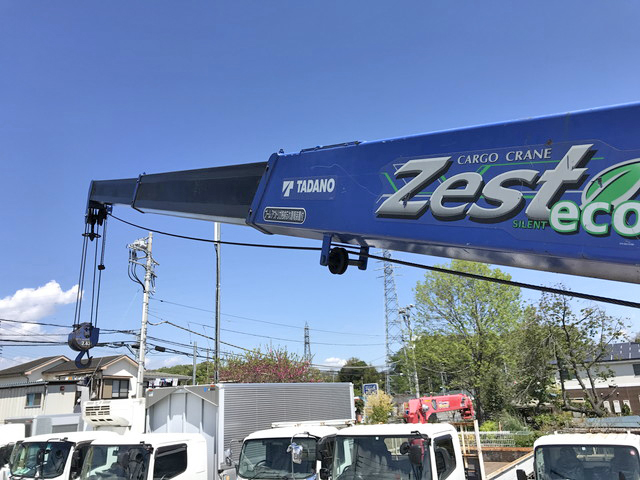 いすゞエルフクレーン3段小型（2t・3t）[写真15]