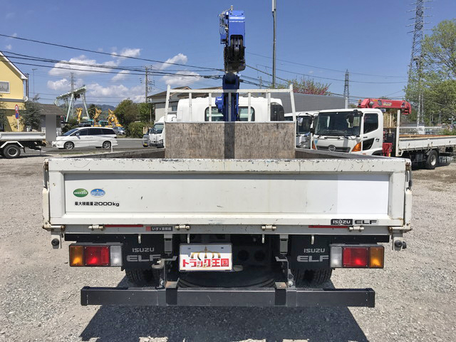 いすゞエルフクレーン3段小型（2t・3t）[写真09]