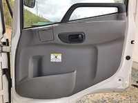 UDトラックスコンドルアルミバン中型（4t）[写真28]