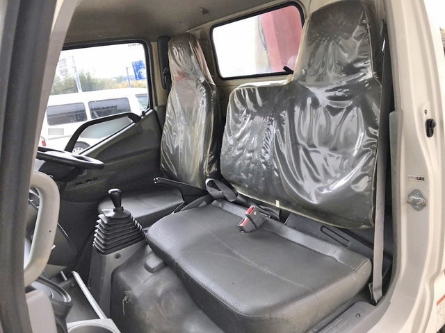 日野デュトロクレーン4段小型（2t・3t）[写真31]