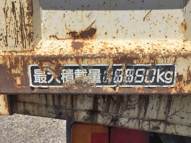 日野レンジャーダンプ中型（4t）[写真19]