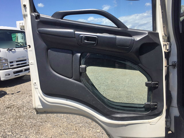 日野レンジャーダンプ中型（4t）[写真30]