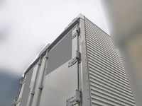 UDトラックスクオンアルミウイング大型（10t）[写真04]