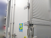 UDトラックスクオンアルミウイング大型（10t）[写真06]