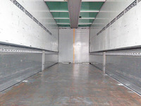 UDトラックスクオンアルミウイング大型（10t）[写真07]