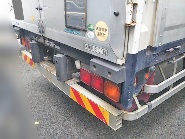 三菱ふそうスーパーグレートパネルウイング大型（10t）[写真10]