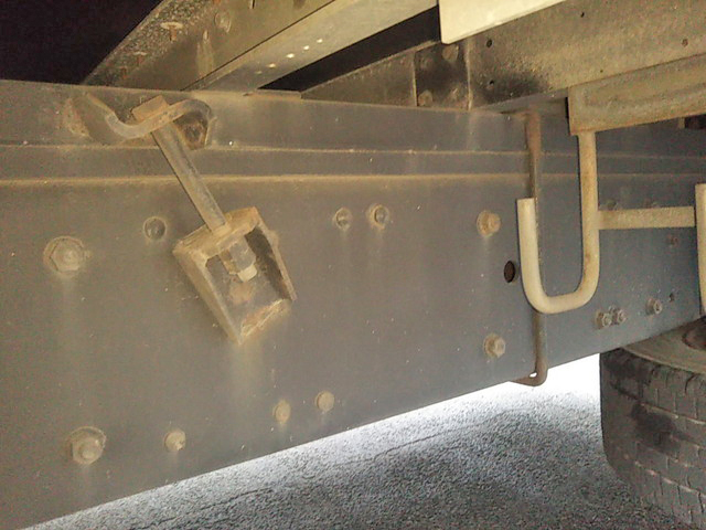 三菱ふそうスーパーグレートパネルウイング大型（10t）[写真18]