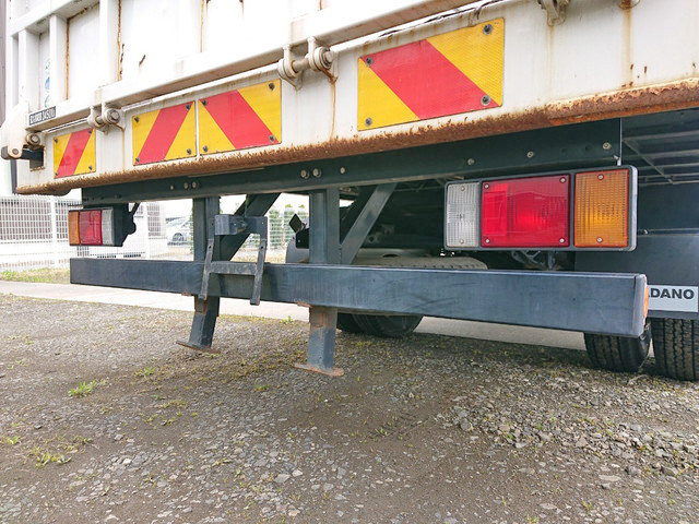 いすゞエルフセーフティローダー小型（2t・3t）[写真25]