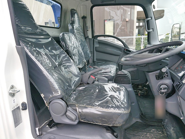 いすゞエルフセーフティローダー小型（2t・3t）[写真31]