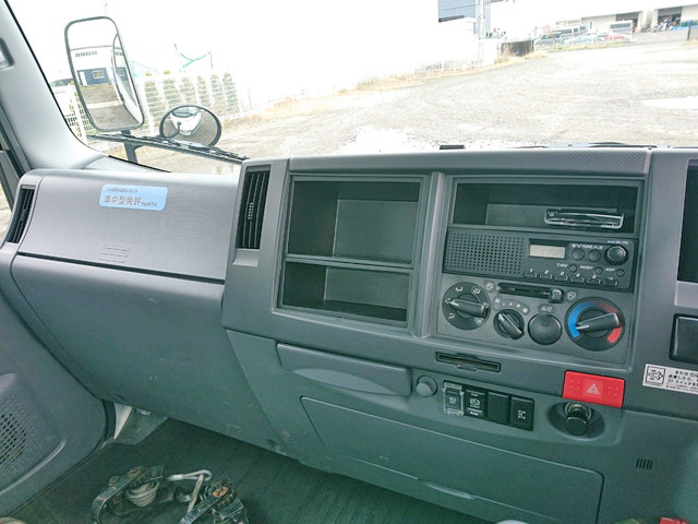 いすゞエルフセーフティローダー小型（2t・3t）[写真34]