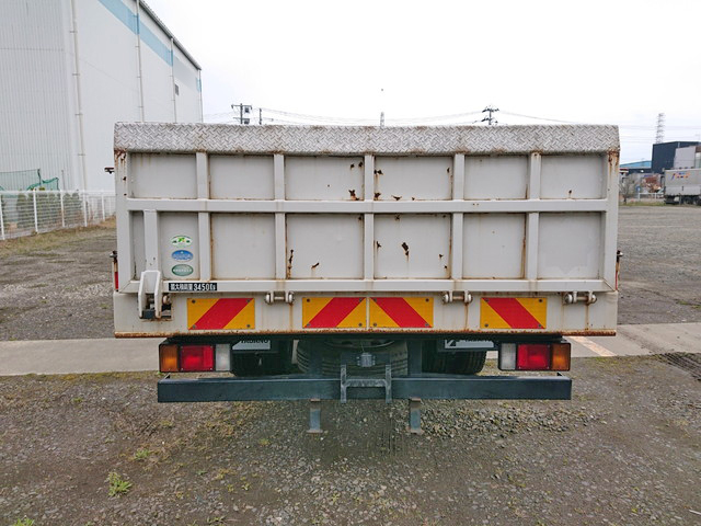 いすゞエルフセーフティローダー小型（2t・3t）[写真09]