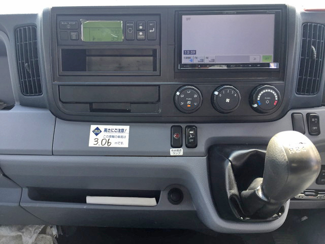 三菱ふそうキャンター冷凍車（冷蔵車）小型（2t・3t）[写真36]