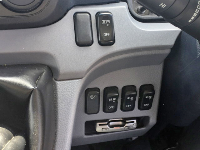 三菱ふそうキャンター冷凍車（冷蔵車）小型（2t・3t）[写真38]