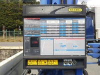 いすゞエルフクレーン4段小型（2t・3t）[写真16]