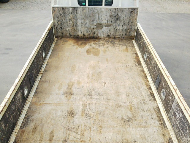 いすゞエルフクレーン4段小型（2t・3t）[写真18]