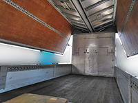 日野レンジャーアルミウイング中型（4t）[写真14]