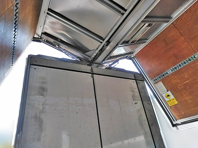 日野レンジャーアルミウイング中型（4t）[写真15]