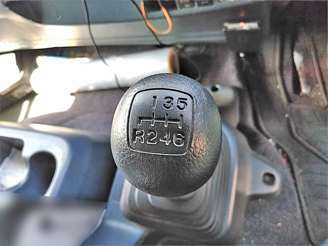 日野レンジャーアルミウイング中型（4t）[写真34]