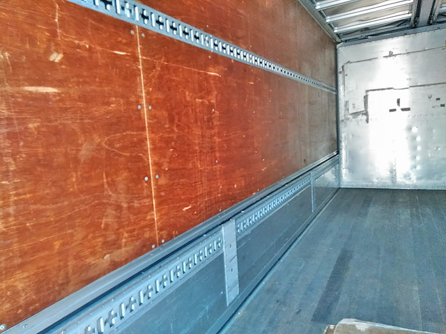 日野レンジャーアルミウイング中型（4t）[写真09]