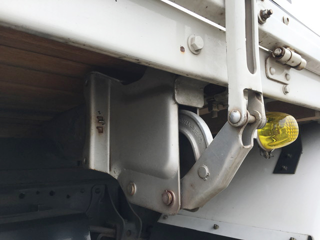 日野レンジャーユニック4段増トン（6t・8t）[写真18]