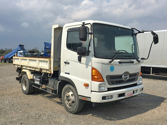 日野レンジャー三転ダンプ中型（4t）[写真03]