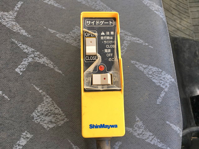 日野レンジャー三転ダンプ中型（4t）[写真38]